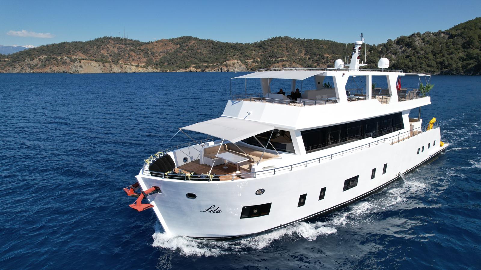 Yacht image